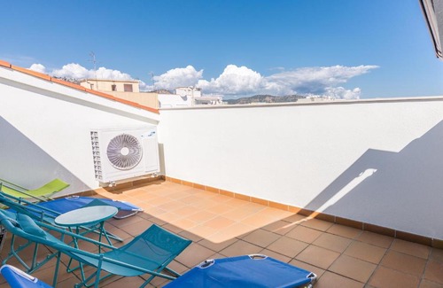 Calella Apartamento | HomeHolidaysRentals Ilusion