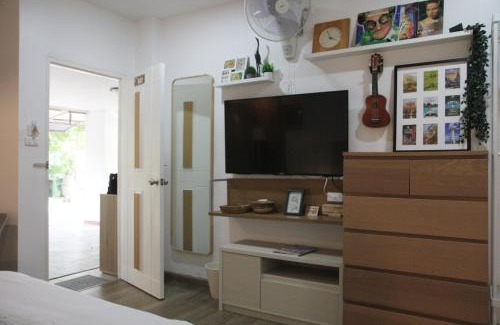 Lat Krabang Casa | Homeku Guesthouse Room 2 near airport at Latkrabang