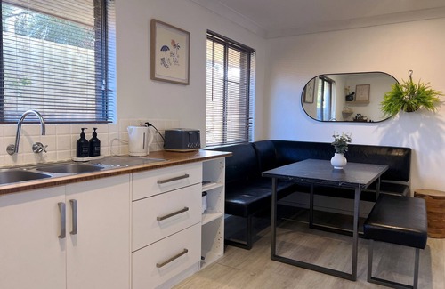 Cooloongup Casa | Homely Cosy Family Getaway, 5 Mins to Beach