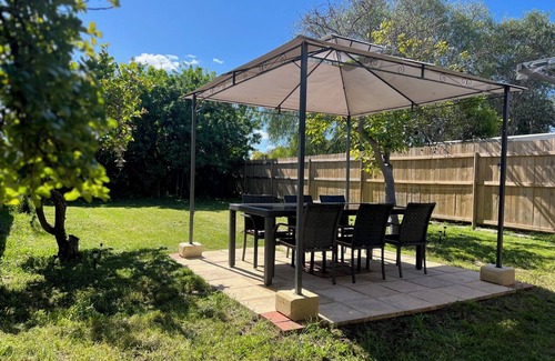 Cooloongup Casa | Homely Cosy Family Getaway, 5 Mins to Beach