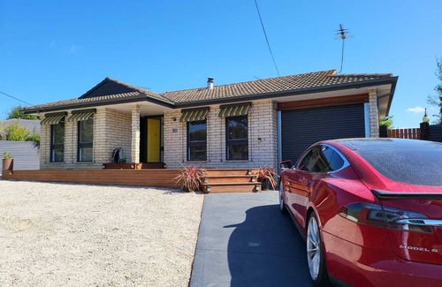 Geelong Casa | Homely Getaways In Belmont - 20% OFF