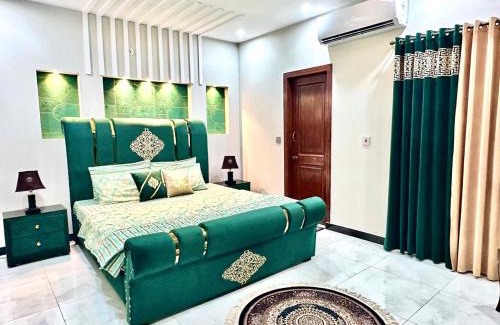Bahria Town Apartamento | Homely Guest House