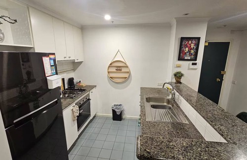 South Melbourne Apartamento | 🏡 Homely, Quirky & Spacious Ground-Floor South Melbourne Home!