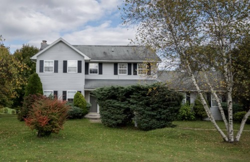 Kunkletown Casa | Homely Retreat - near ski resort, golf course, trails, kayaking, shopping & more