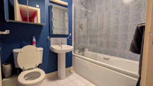 Chapelizod Apartamento | Homely & Spacious 2BD Close to Phoenix Park & City