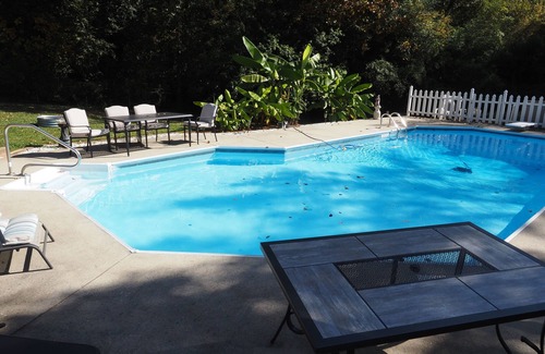 Hickory Casa | Homemade in HICKORY! Fun Home with Pool!