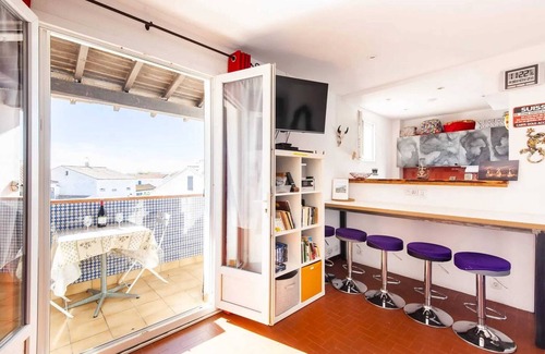 Saintes-Maries-de-la-Mer Apartamento | Homerez - Amplio apartamento Saintes-Maries-de-la-Mer 53 m² admite mascotas