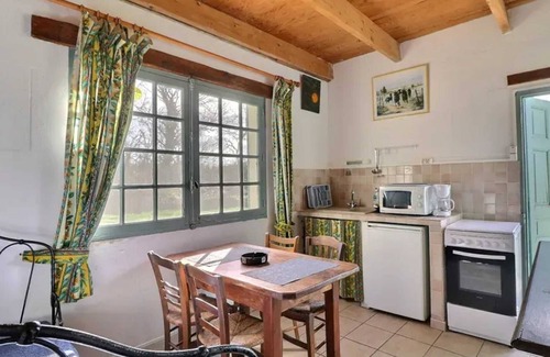 Saintes-Maries-de-la-Mer Apartamento | Homerez - Apartamento Saintes-Maries-de-la-Mer