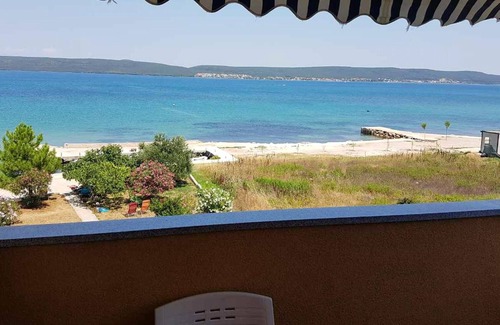 Dobropoljana Apartamento | Homerez - ¡A 20 m de la playa! Bonito apartamento para 6 pers. en Dobropoljana