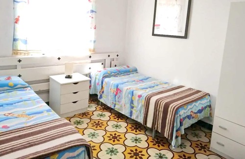 Punta Umbria Casa | Homerez - 4 m away from the beach! Big house for 13 ppl. at Punta Umbría