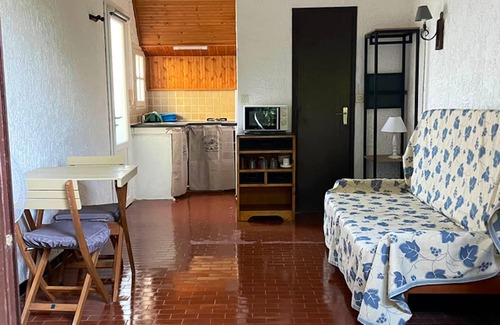 Bravone Apartamento | Homerez - ¡A 50 m de la playa! Estudio para 2 pers. con terraza en Linguizzetta