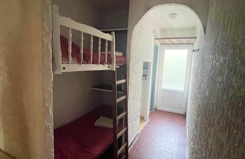 Bravone Apartamento | Homerez - ¡A 50 m de la playa! Estudio para 4 pers. con terraza en Linguizzetta
