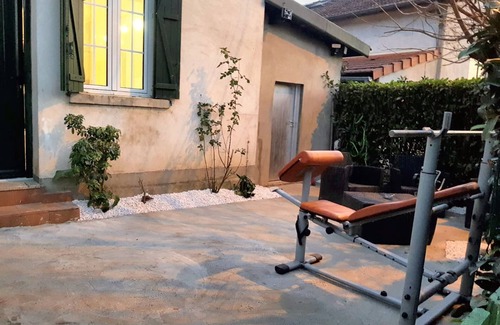 Arthes Casa | Homerez - Casa de 50 m² en Saint-Juéry con jardín