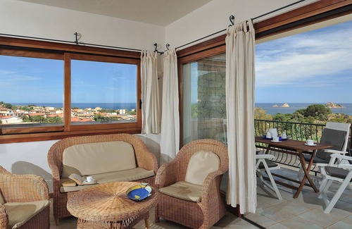 Santa Maria Navarrese Apartamento | Homerez - Espectacular apartamento a 500 m de la playa para 5 pers.
