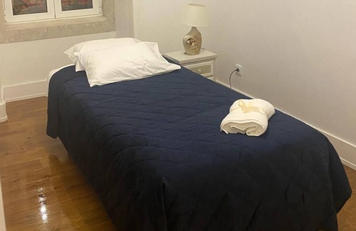 Penha de Franca Apartamento | Homerez - Espectacular apartamento para 9 pers. con balcón en Lisboa