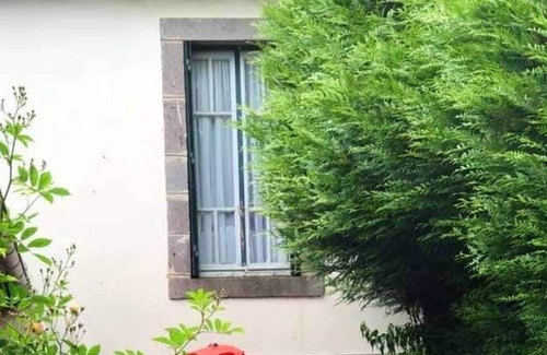 Murol Casa | Homerez - Espectacular casa para 10 pers. con jardín y terraza en Murol