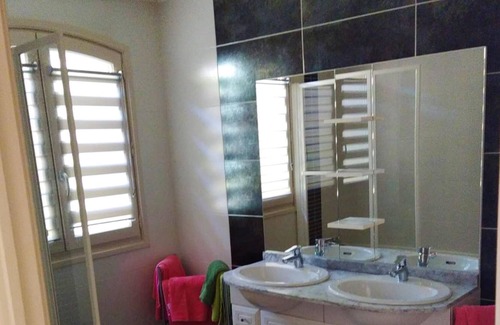 Nant Casa | Homerez - Casa para 6 pers. con piscina compartida y terraza en Nant