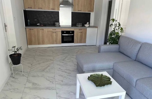 Tremblay-en-France Apartamento | Homerez - Apartamento en Tremblay-en-France