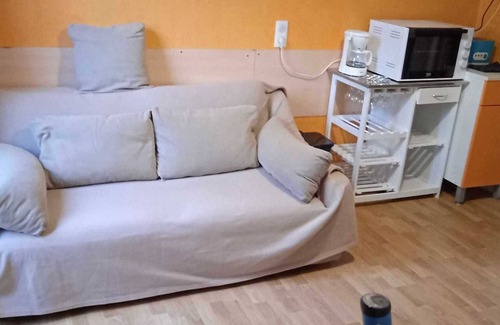 Neris-les-Bains Apartamento | Homerez - Apartamento en Néris-les-Bains