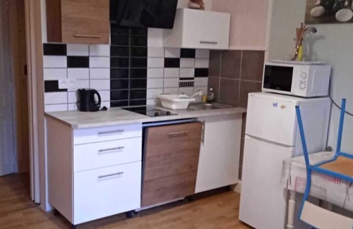 Neris-les-Bains Apartamento | Homerez - Apartamento en Néris-les-Bains
