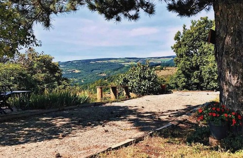 Saint-Beauzely Apartamento | Homerez - Apartamento cerca Saint-Beauzély.