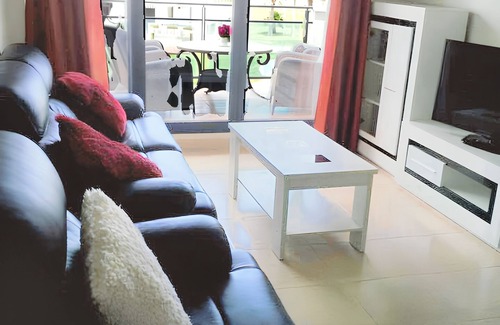Retamar Apartamento | Homerez - Apartamento en Almería con piscina