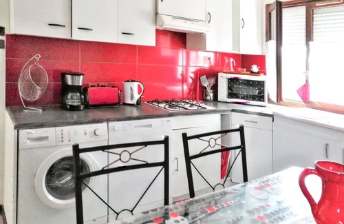 Villeneuve d'Aveyron Apartamento | Homerez - Apartamento en Villeneuve