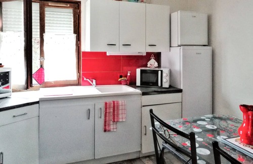 Villeneuve d'Aveyron Apartamento | Homerez - Apartamento en Villeneuve