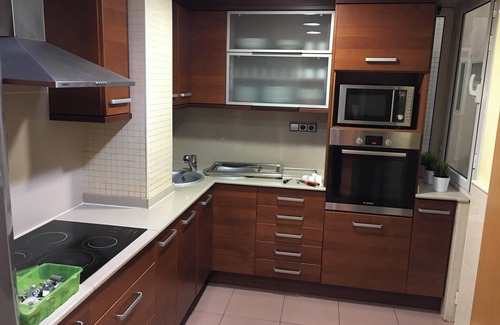 Terrassa Apartamento | Homerez - Apartamento en Terrassa, piscina