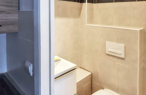 Monteux Apartamento | Homerez - Casa para 15 pers. con piscina, jardín y terraza en Monteux