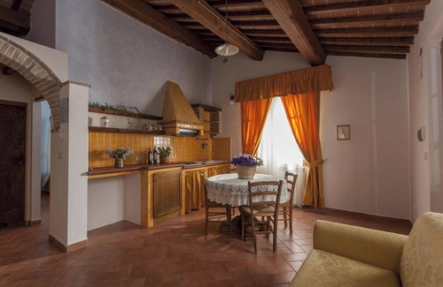 Montepulciano Apartamento | Homerez - Apartamento en Montepulciano, piscina