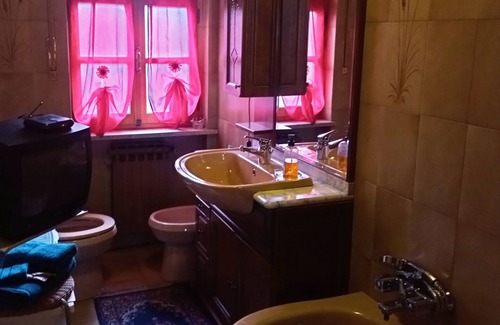 Vervaz-Portollaz Apartamento | Homerez - Appartement for 4 ppl. with shared pool and balcony at Villa-nabian