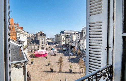 Saumur Apartamento | Homerez - Apt. centro Saumur, vista ciudad