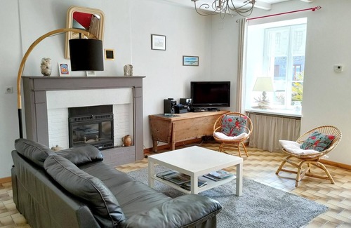 Le Vivier-sur-Mer Casa | Homerez - Bonita casa para 4 pers. con terraza en Le Vivier-sur-Mer