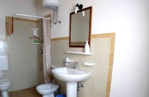 Chiaramonte Gulfi Apartamento | Homerez - Beautiful appartement for 3 ppl. at Chiaramonte Gulfi