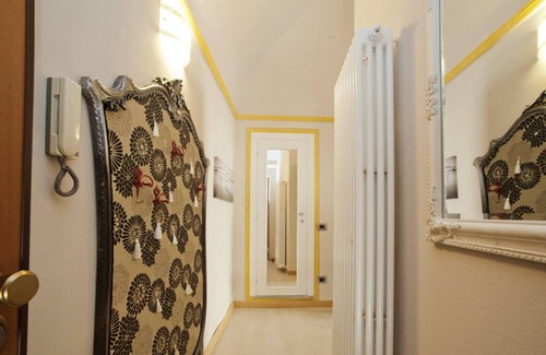 Piazza Apartamento | Homerez - Bonito apartamento para 4 pers. con balcón en Mondovì Piazza (CN)