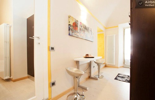 Piazza Apartamento | Homerez - Bonito apartamento para 4 pers. con balcón en Mondovì Piazza (CN)