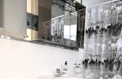 Lourenza Apartamento | Homerez - Bonito apartamento para 2 pers. con jardín y terraza en Lourenzá