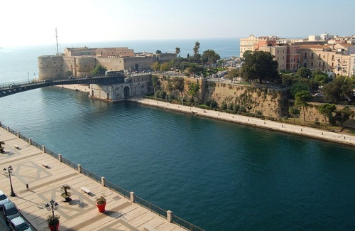 Taranto Apartamento | Homerez - Bonito apartamento para 2 pers. en Taranto