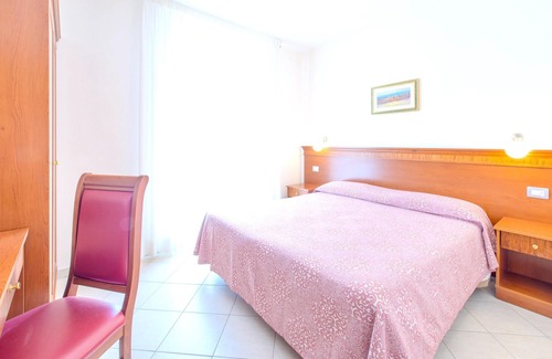 Viserbella Apartamento | Homerez - Bonito apartamento para 6 pers. en Rimini