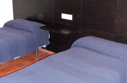 Grazalema Chalet De Esquí | Homerez - Big chalet for 12 ppl. with swimming-pool and terrace at Grazalema