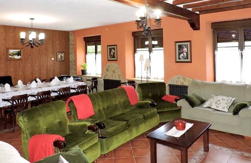 Premio Casa | Homerez - Grande casa para 10 pers. con terraza en Premio