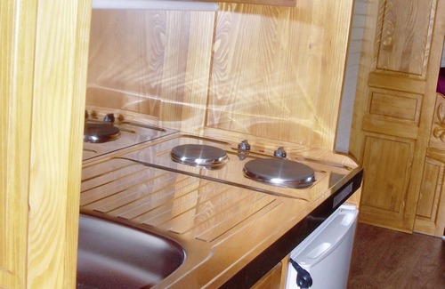 Saint-Pardoux Casa | Homerez - Bungalow for 4 ppl. with shared pool and terrace at Saint-Pardoux
