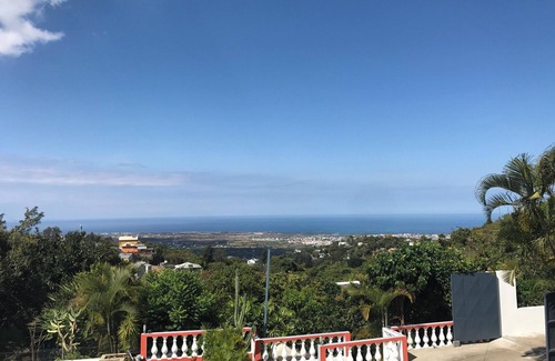 La Riviere Saint-Louis Casa | Homerez - Bungalow en Ruisseau