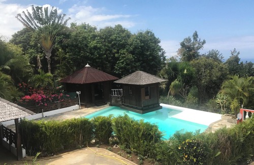 La Riviere Saint-Louis Casa | Homerez - Bungalow en Ruisseau
