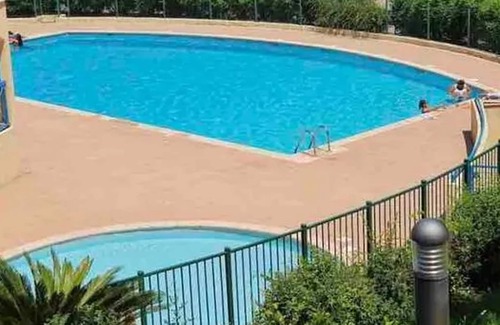 La Bocca Nord Apartamento | Homerez - Apartamento en Cannes con piscina