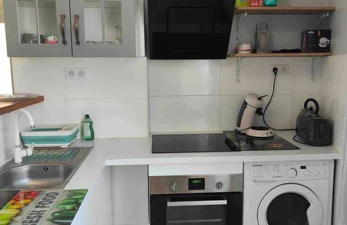 Neris-les-Bains Apartamento | Homerez - Central Apt Néris-les-Bains