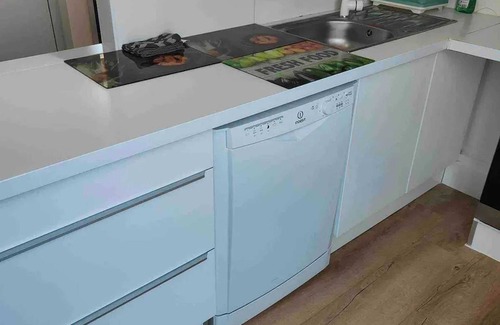 Neris-les-Bains Apartamento | Homerez - Central Apt Néris-les-Bains