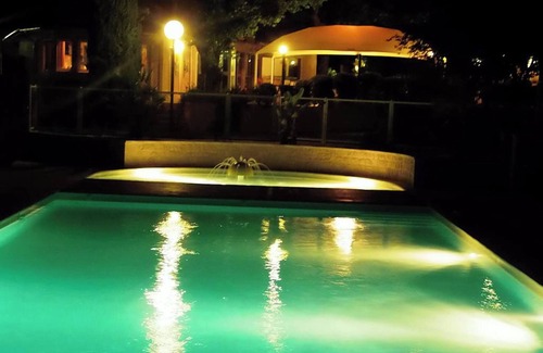 Saint-Jean-du-Gard Chalet De Esquí | Homerez - Chalet con Piscina en Saint-Jean-du-Gard