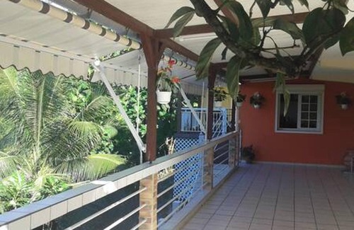 Sainte-Anne Apartamento | Homerez - Apartamento encantador en Sainte Anne 42 m² + Piscina Compartida